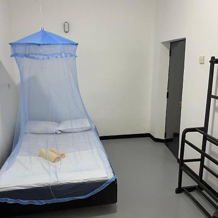 Pearl Villa Rooms And Hostel 우나와투나 외부 사진
