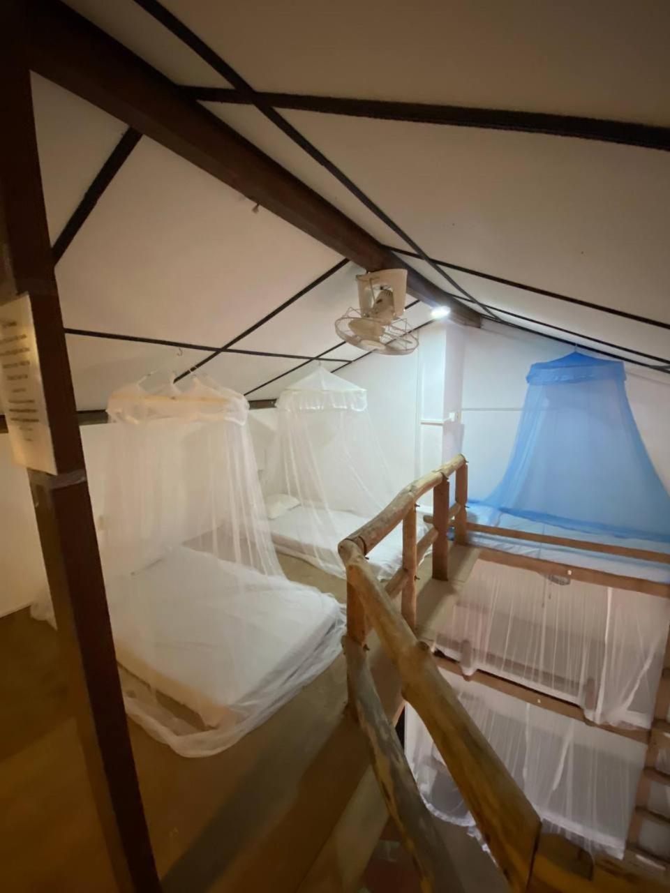 Pearl Villa Rooms And Hostel 우나와투나 외부 사진