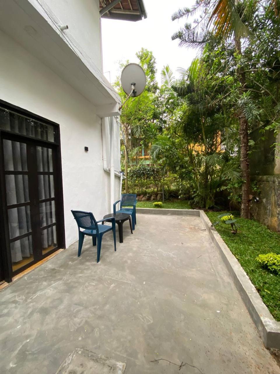 Pearl Villa Rooms And Hostel 우나와투나 외부 사진